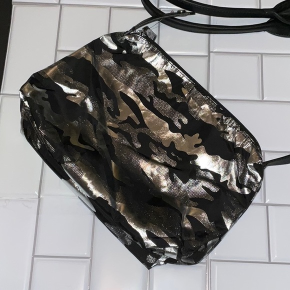 NWOT SOL AND SELENE shoulder bag and cosmetic overnight large bag - Picture 5 of 5